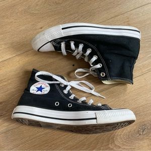 Black high top converse